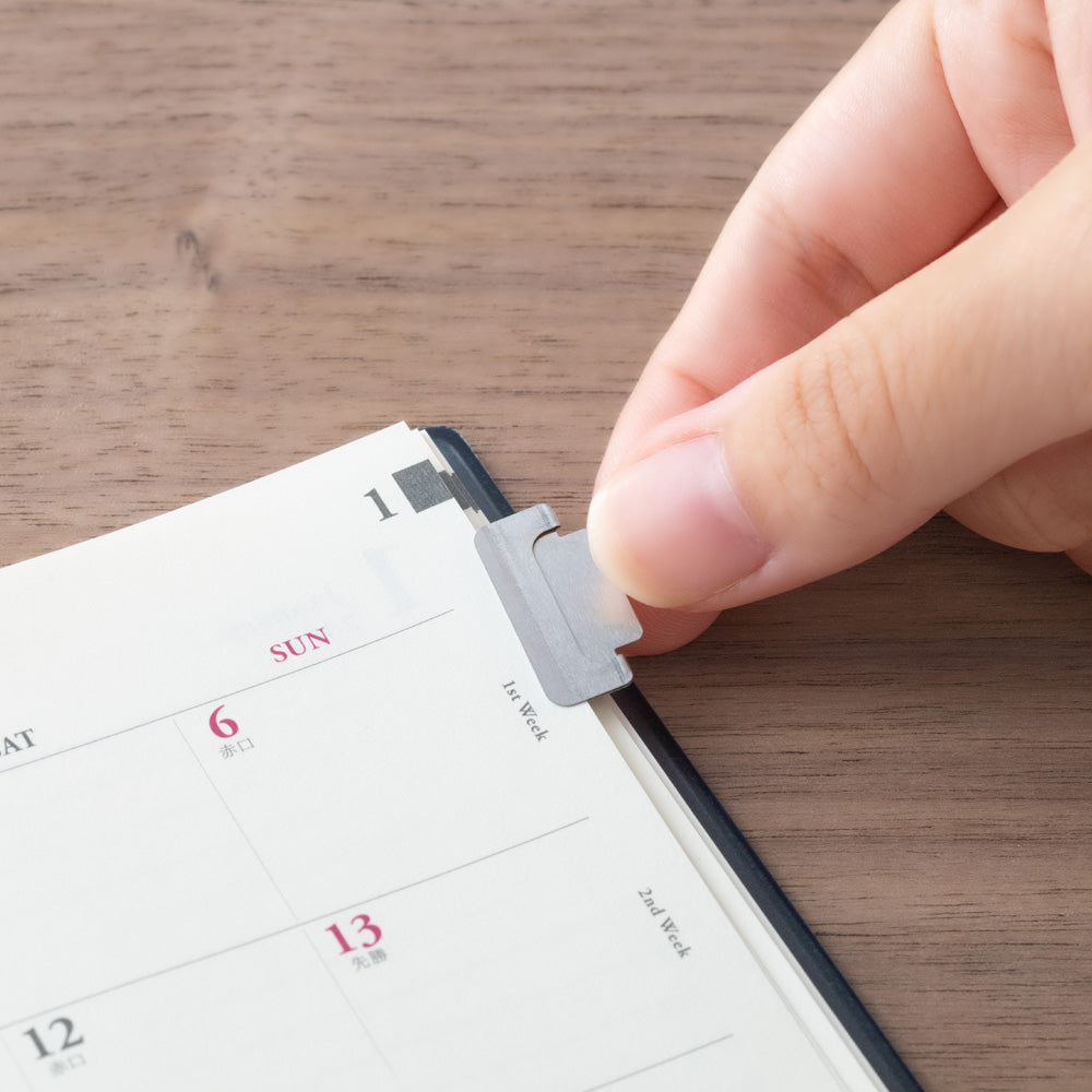 Midori Index Clip Chiratto Silver – AARCAAI