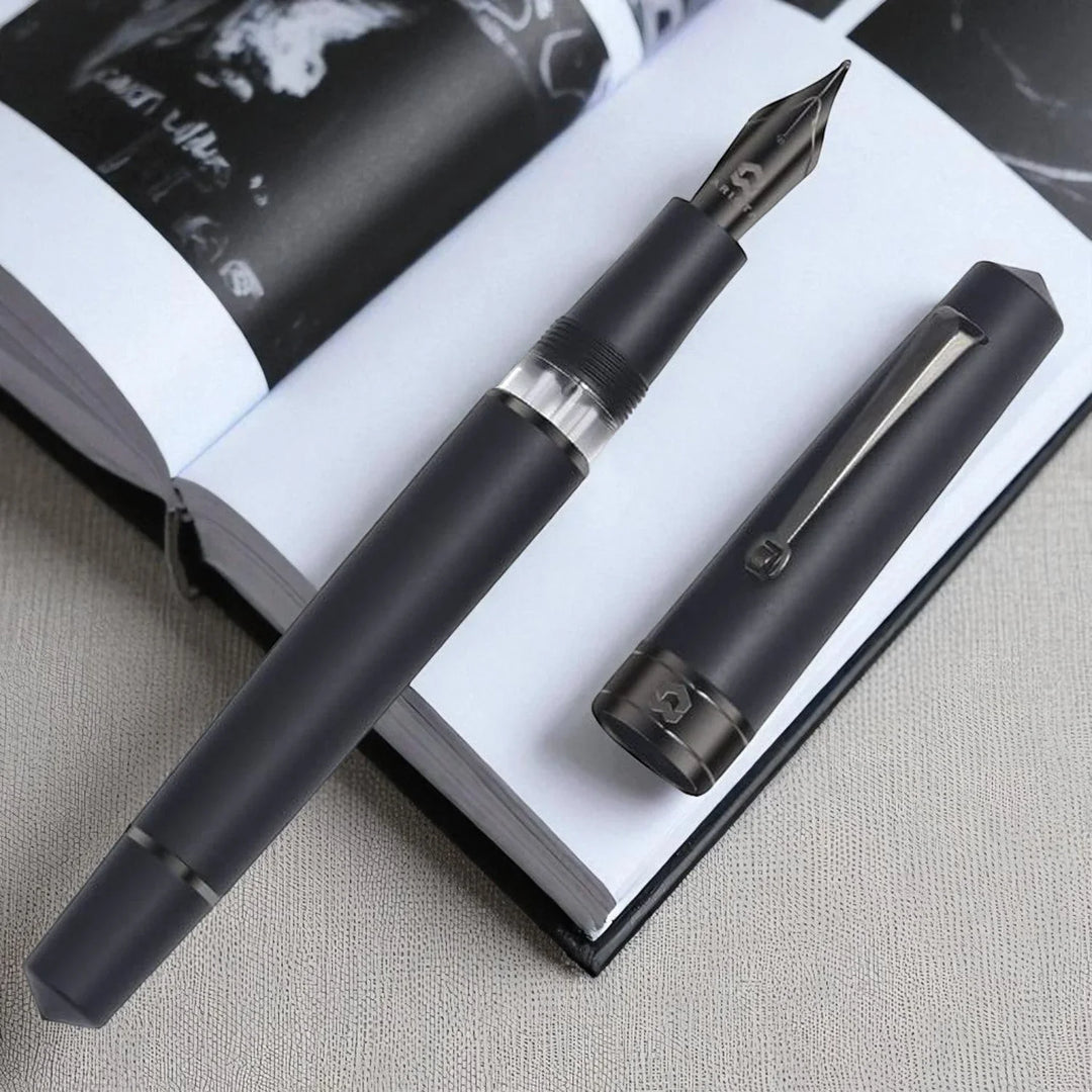 Arista | One Classic | Fountain Ink Pen | Matt Black-titanium Trims