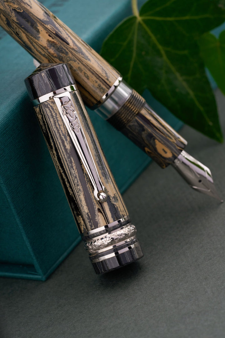 Nino Marino Signature Ivy Ring Aura Notturna Limited Edition Fountain Pen