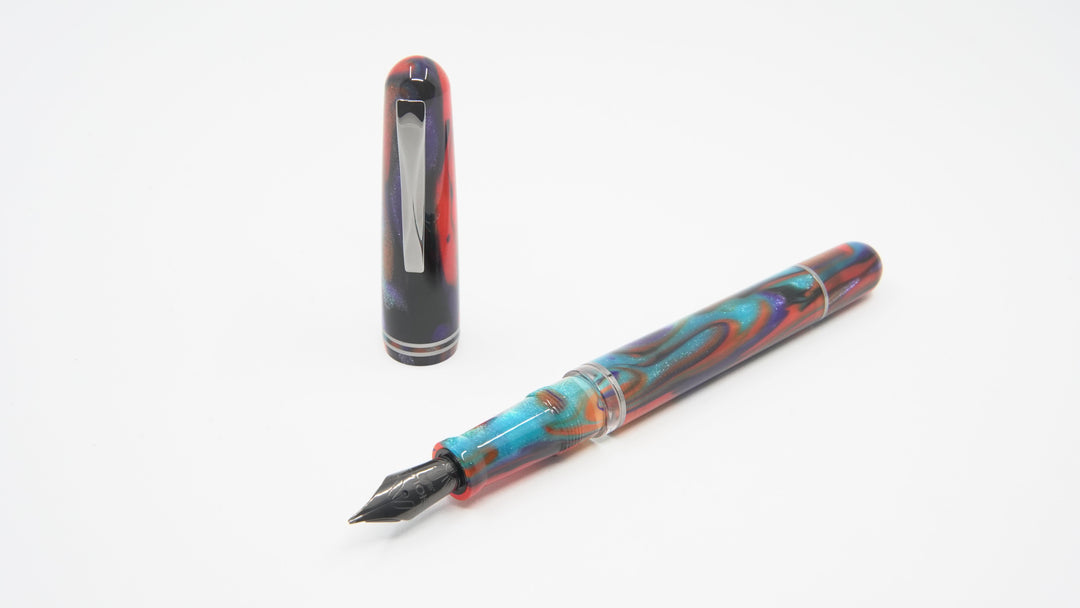 Gioia | Metis Fountain Pen | Iride Black Trim
