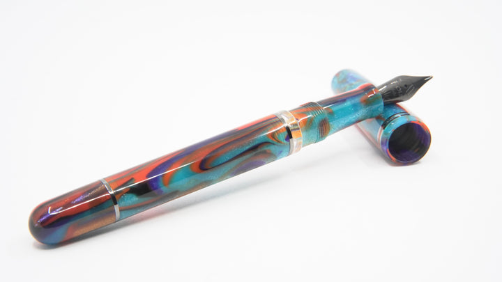 Gioia | Metis Fountain Pen | Iride Black Trim
