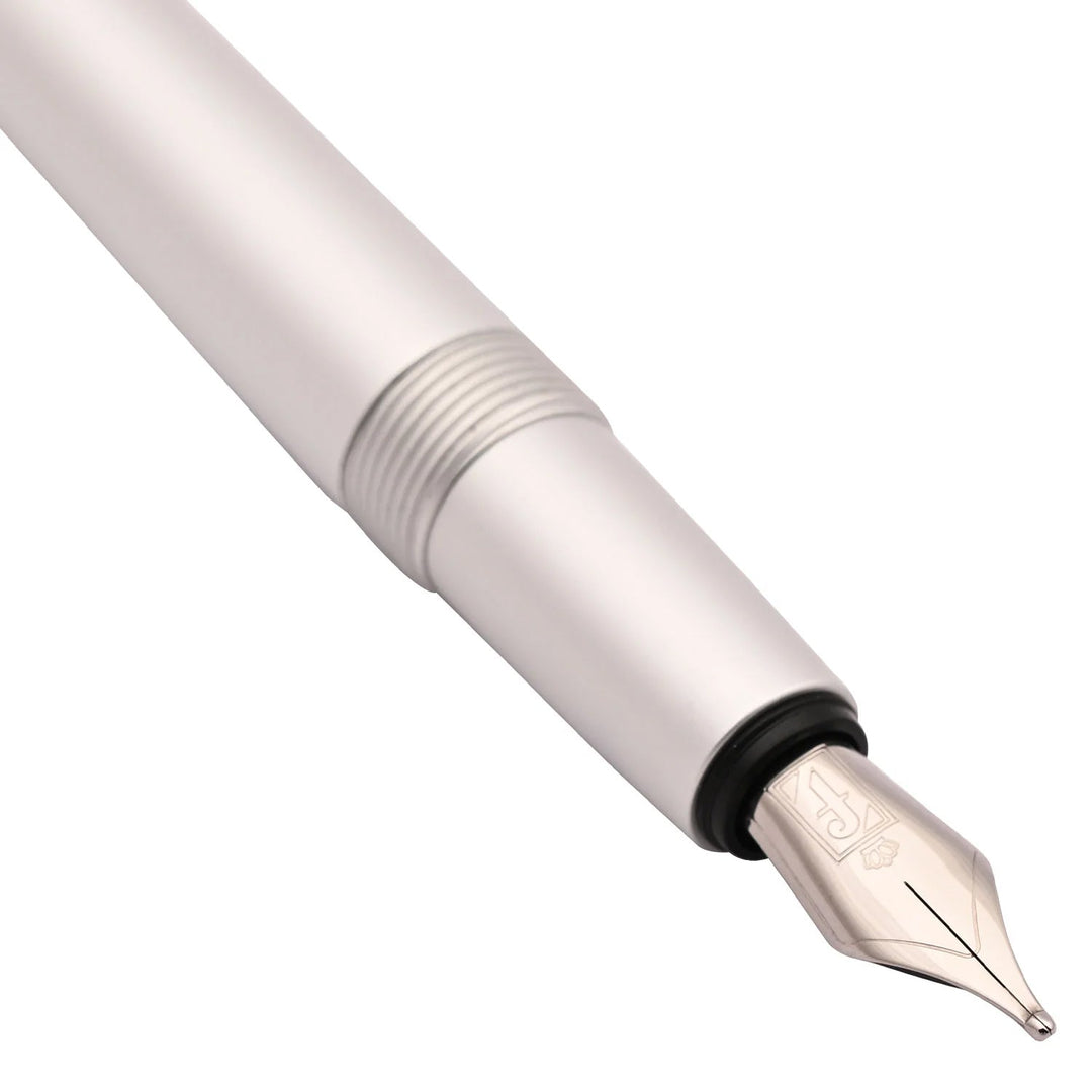 Pininfarina | Pf Go | Fountain pen | Titanio | Medium