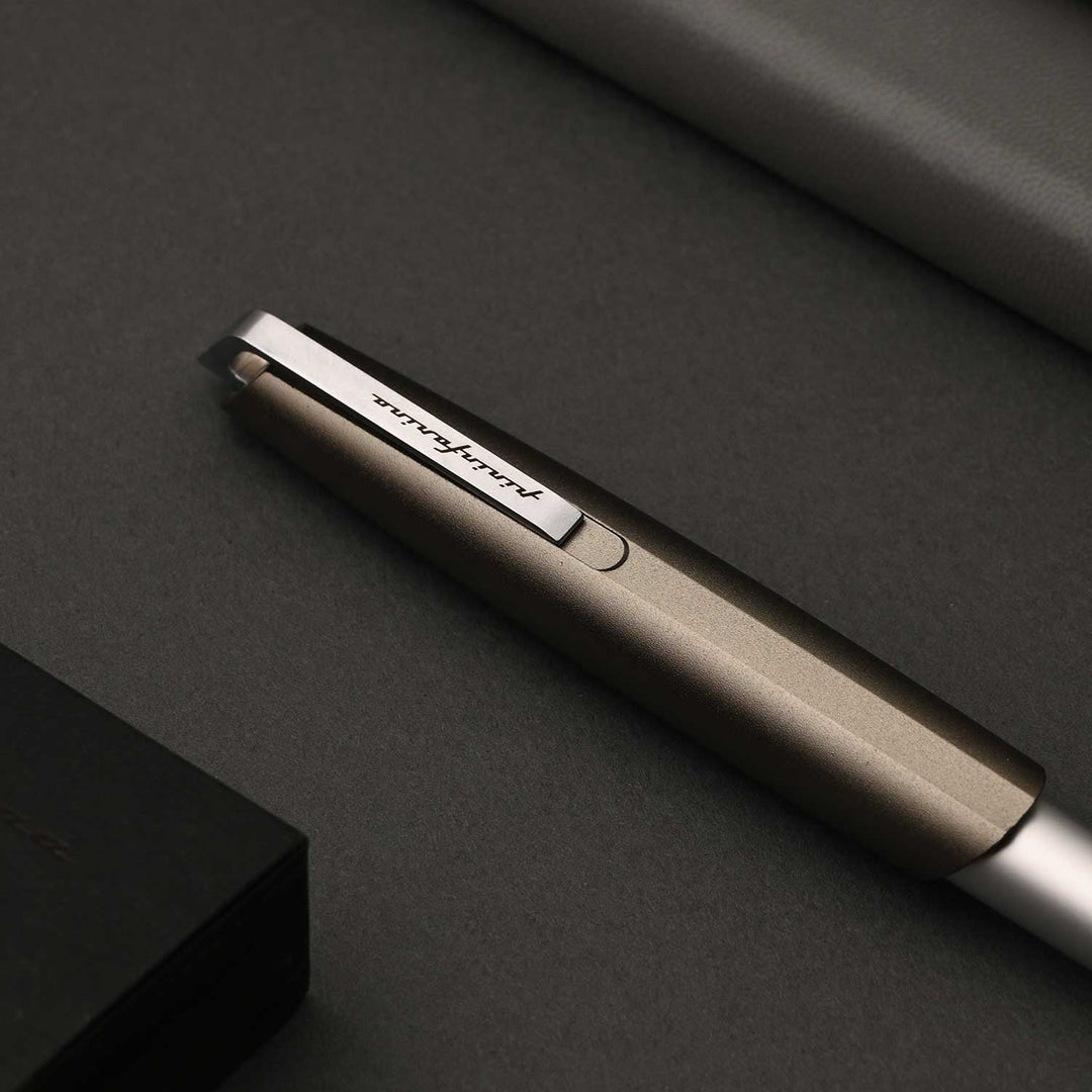 Pininfarina | Pf Go | Fountain pen | Titanio | Fine