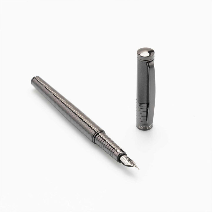 Horner | Fortress | Fountain Pen | Gunmetal - Aarcaai