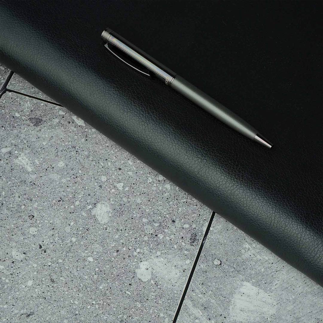Horner | Levio | Ballpoint Pen | Gunmetal Grey - Aarcaai