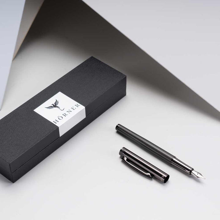 Horner | Levio | Fountain Pen | Gunmetal Grey - Aarcaai