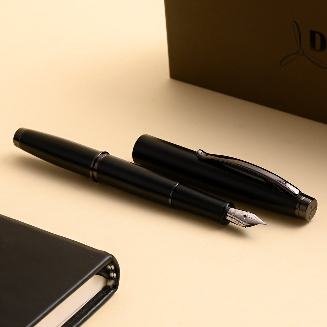 Monteverde Dakota Fountain Pen - Black Sky - Aarcaai