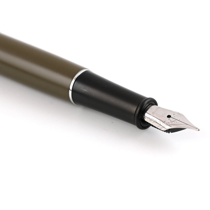 Monteverde Dakota Fountain Pen - Military Green CT - Aarcaai