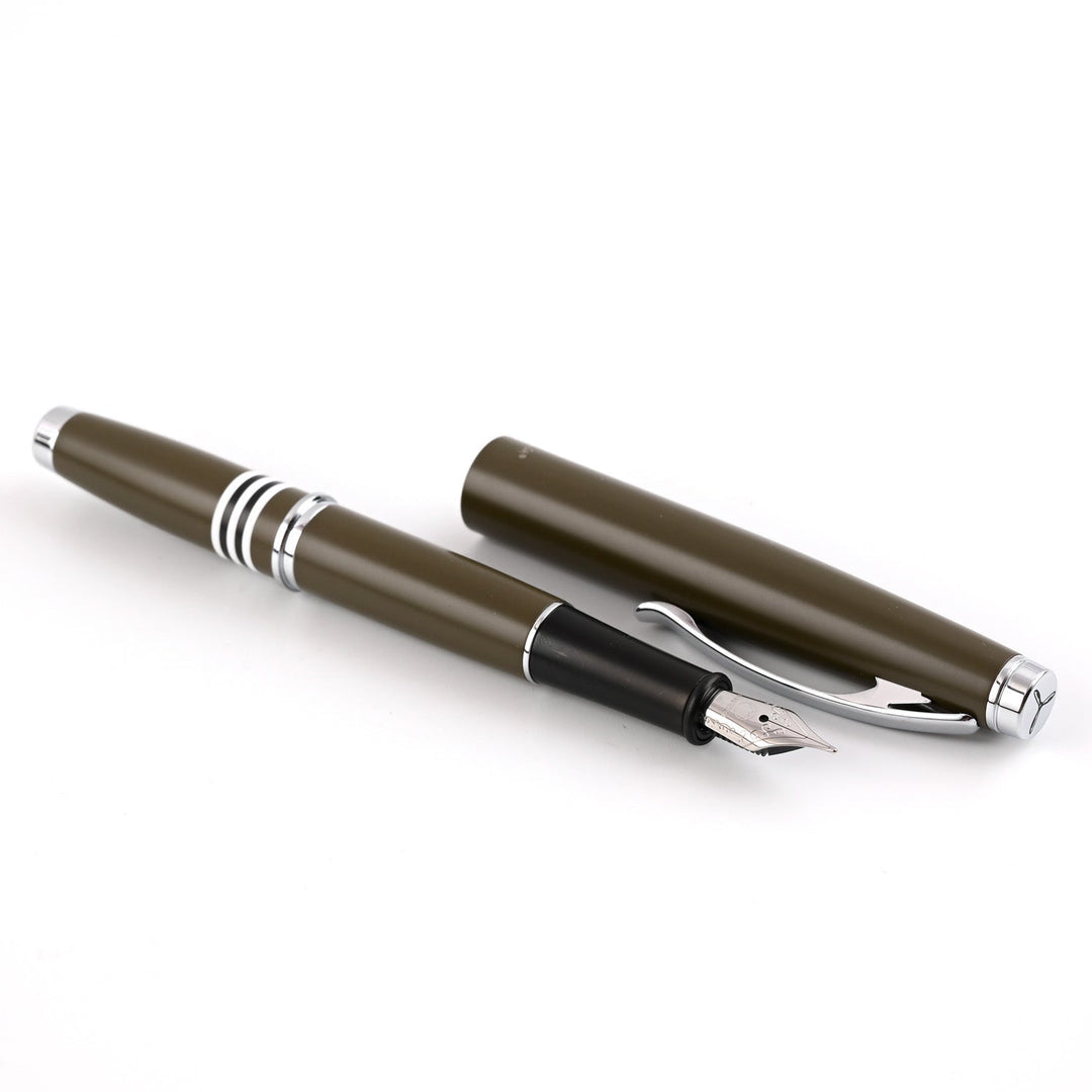 Monteverde Dakota Fountain Pen - Military Green CT - Aarcaai