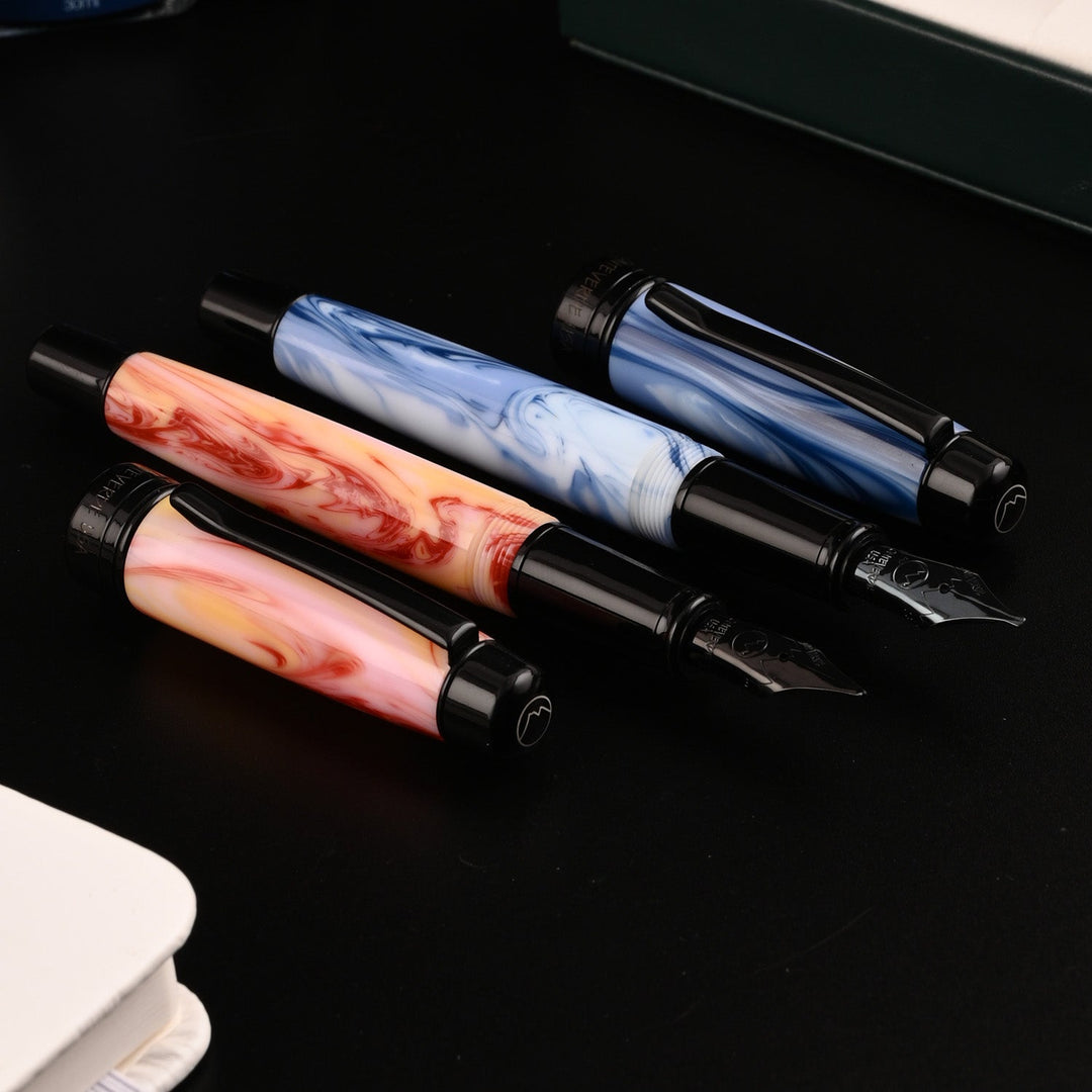 Monteverde Prima Fountain Pen - Red Swirl BT - Aarcaai
