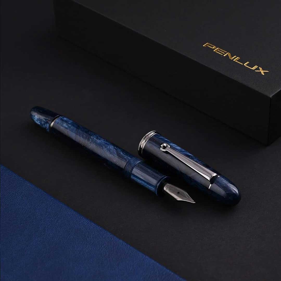 Penlux | Fountain Pen | Masterpiece Delgado | Firefly