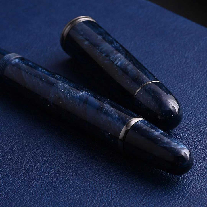 Penlux | Fountain Pen | Masterpiece Delgado | Firefly
