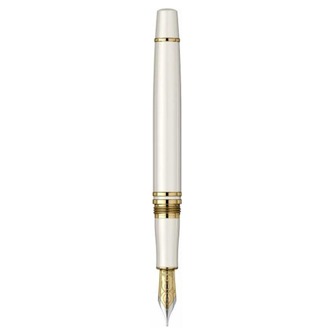 Scrikss Fortune Series Fountain Pen - White GT in White Background